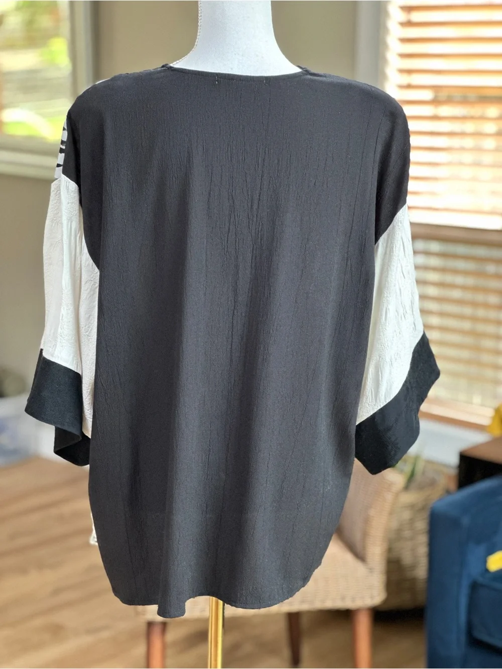 Vintage Spencer Alexis Patchwork Lace Kimono - Picture 3 of 9